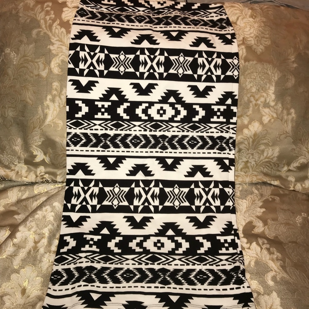 Midi skirt